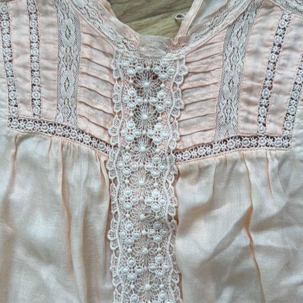 Blouse - Picture 3 of 3